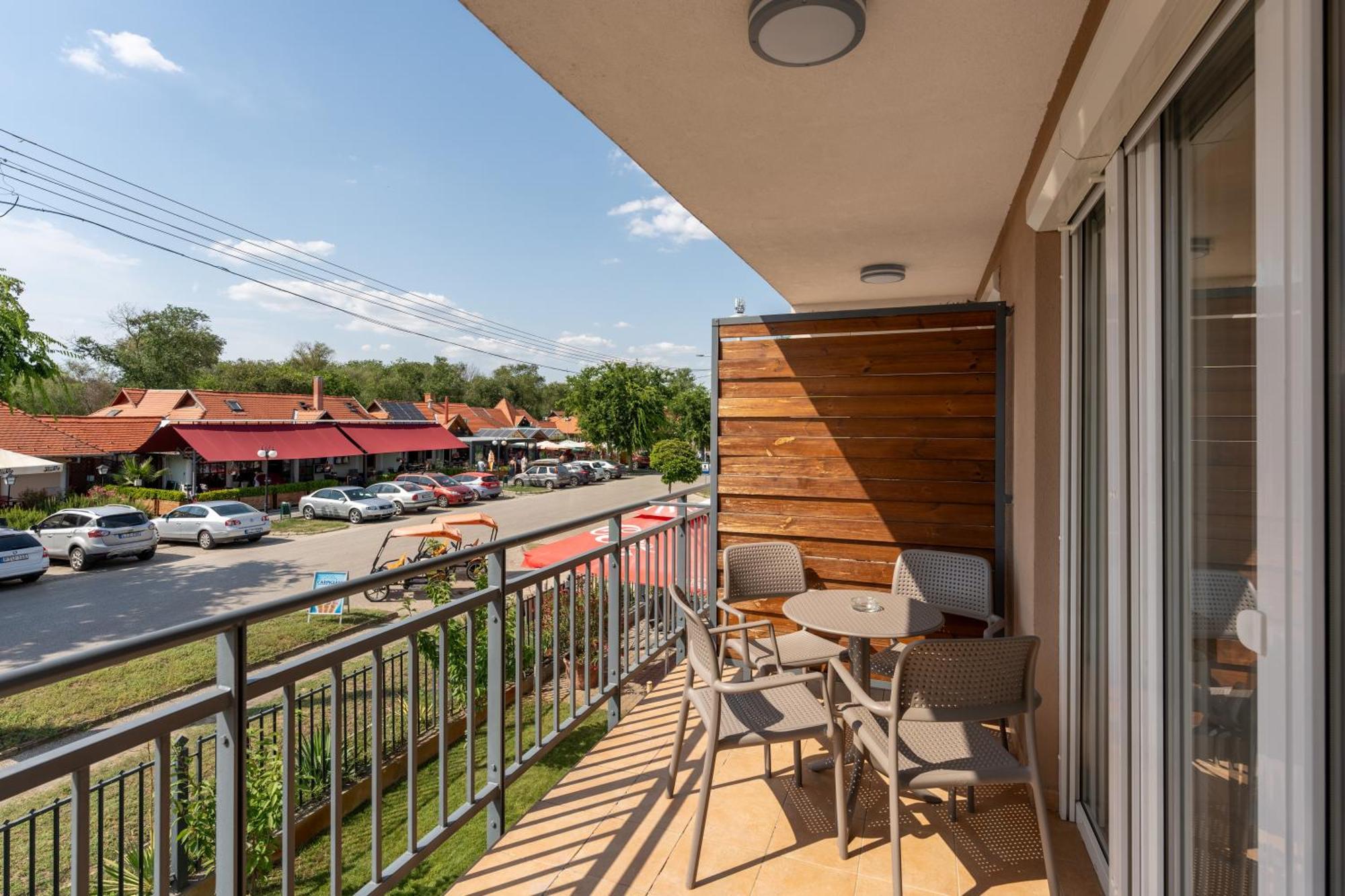 Solaris Apartman&Resort Cserkeszőlő Exterior foto
